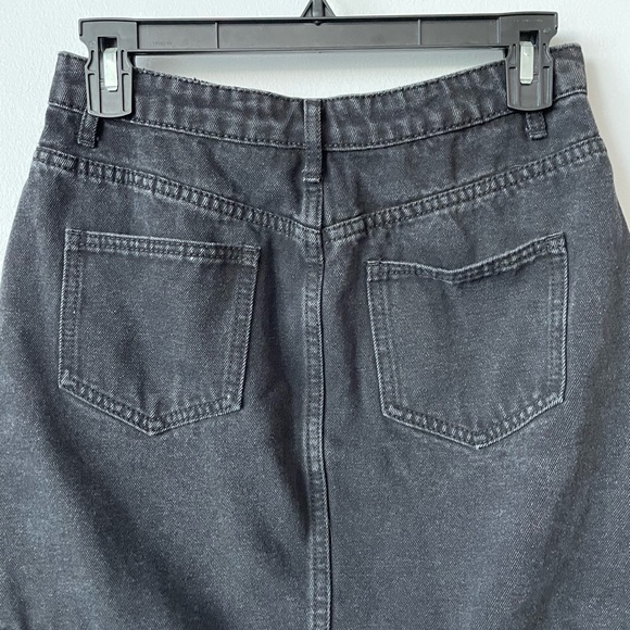 Missguided Distressed Black Denim Mini Skirt Size 6 - Picture 10 of 15